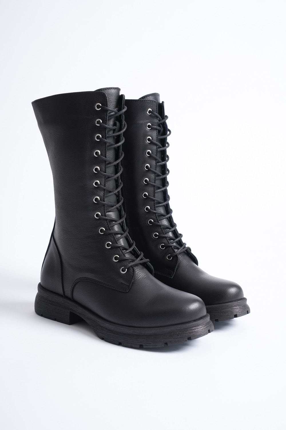 Kadın Hakiki Deri Fermuarlı Bağcıklı Postal Bot - Siyah