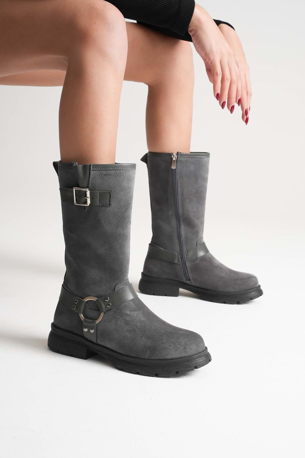 Kadın Hakiki Deri Aksesuar Detaylı Binici Çizme - Gri Süet