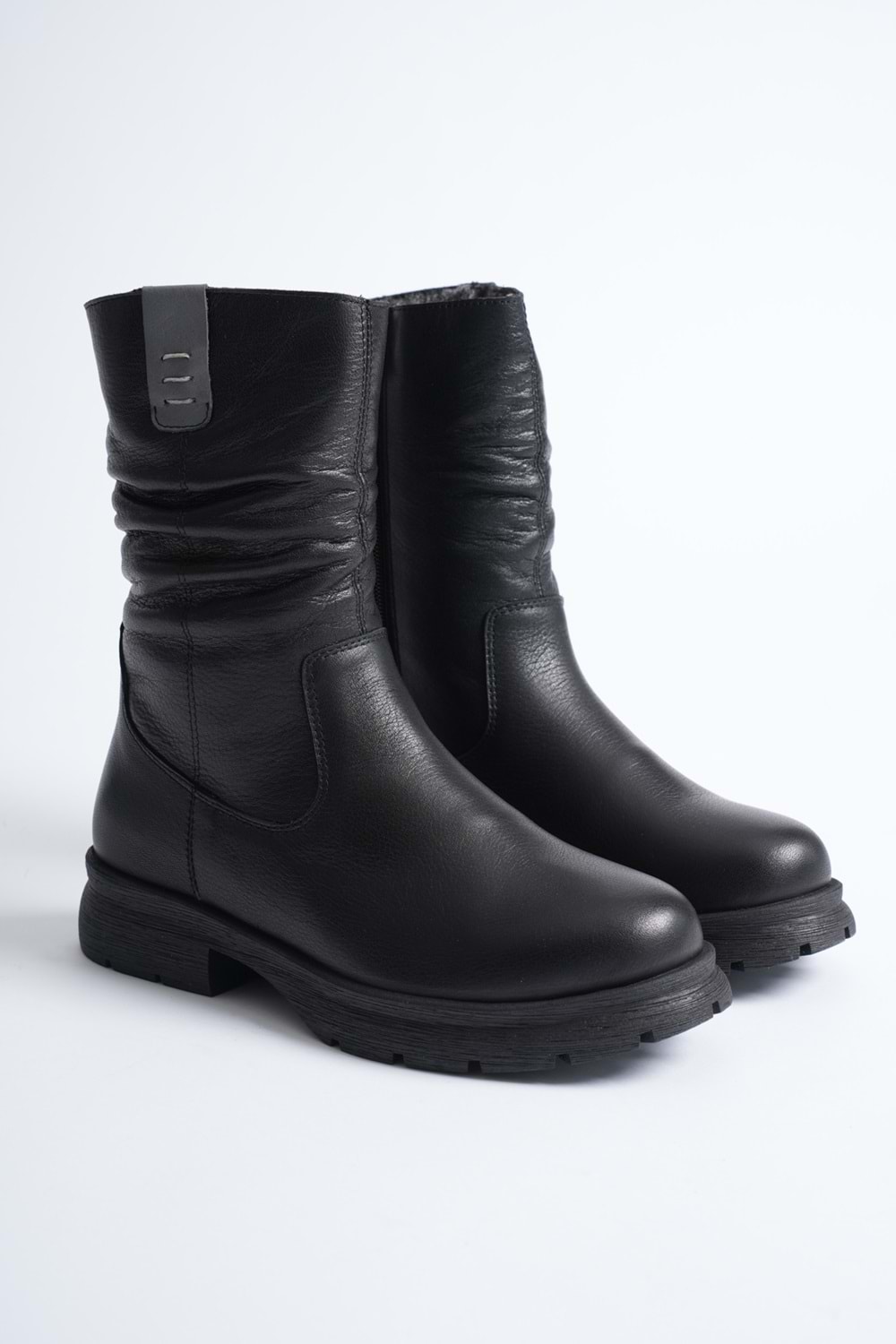 Kadın Hakiki Deri İçi Kürklü Körüklü Bot - Siyah