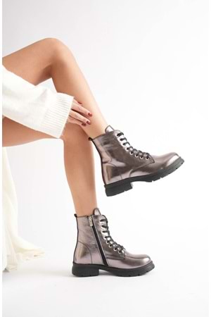 Kadın Hakiki Deri Bağcıklı Fermuarlı Rahat Postal Bot - Platin