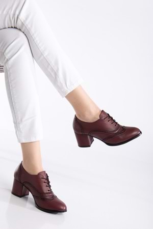 Kadın Hakiki Deri Lazer Detaylı Şık Topuklu Ayakkabı - Bordo