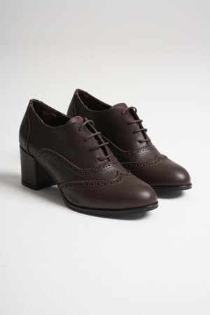 Kadın Hakiki Deri Lazer Detaylı Şık Topuklu Ayakkabı - Kahve