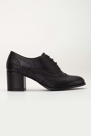 Kadın Hakiki Deri Lazer Detaylı Şık Topuklu Ayakkabı - Siyah