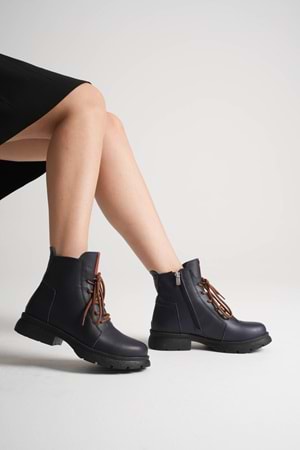 Kadın Hakiki Deri Fermuarlı Bağcıklı Günlük Bot - Lacivert