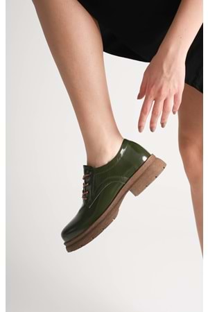 Kadın Hakiki Deri Bağcıklı Oxford Ayakkabı - Yeşil Rugan