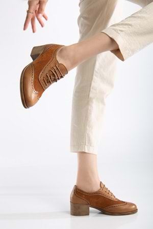 Kadın Hakiki Deri Topuklu Oxford Ayakkabı - Taba