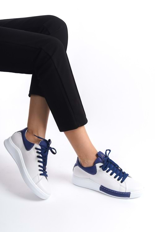 Kadın Hakiki Deri Bağcıklı Spor Ayakkabı Beyaz/Koyu Mavi