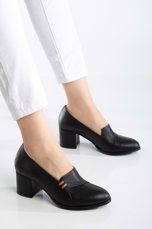 Kadın Hakiki Deri Biyeli Topuklu Ayakkabı - Siyah